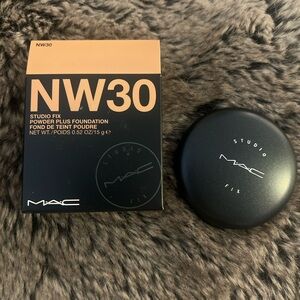MAC Cosmetics Studio Fix Powder Plus Matte Foundation NW30 15g ORIGINAL Formula
